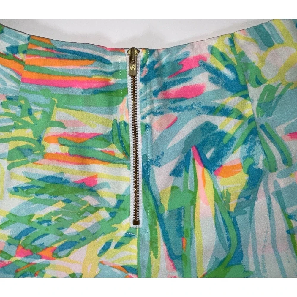 NWOT Women's Lilly Pulitzer Linnea Flat Front Back Zip Shorts Sea Salt Sun Sz 00